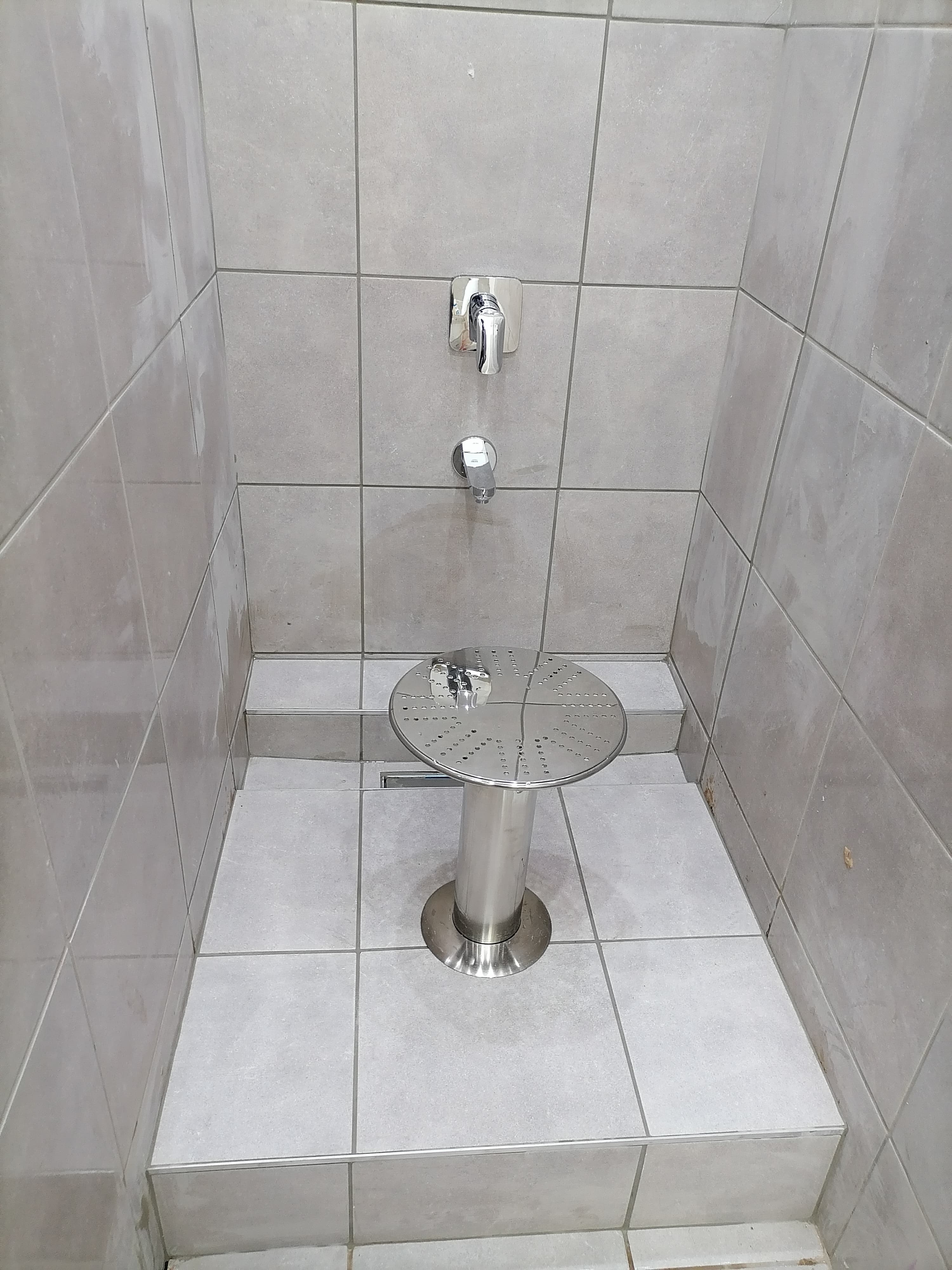 MZIKAPHOSWA PLUMBERS PTY LTD/. work example 1